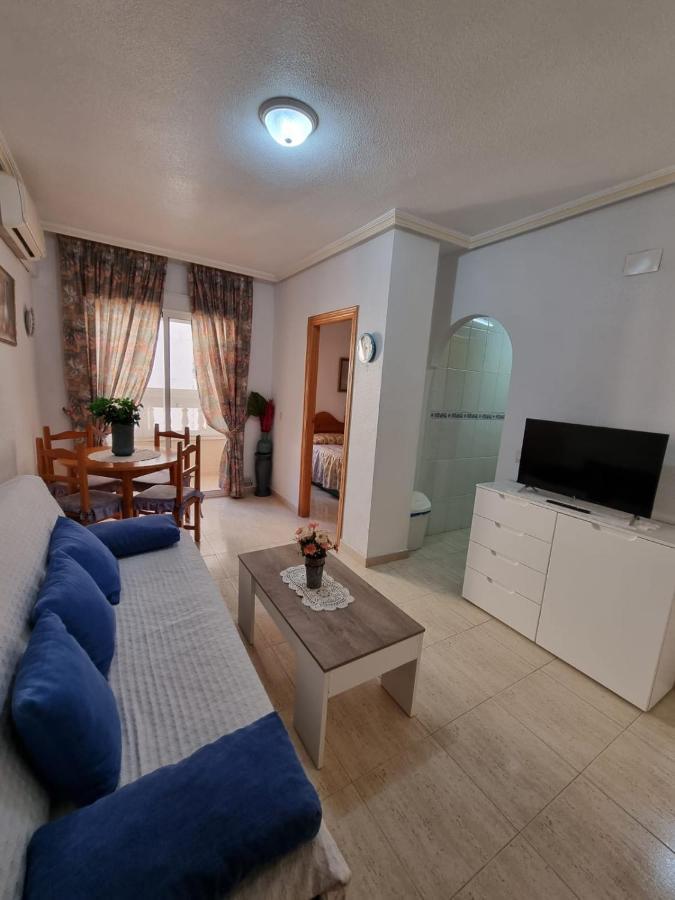 Gemuetliche Ferienwohnung In Torrevieja Ca100M Vom Strand Playa Del Cura Entfernt Екстериор снимка